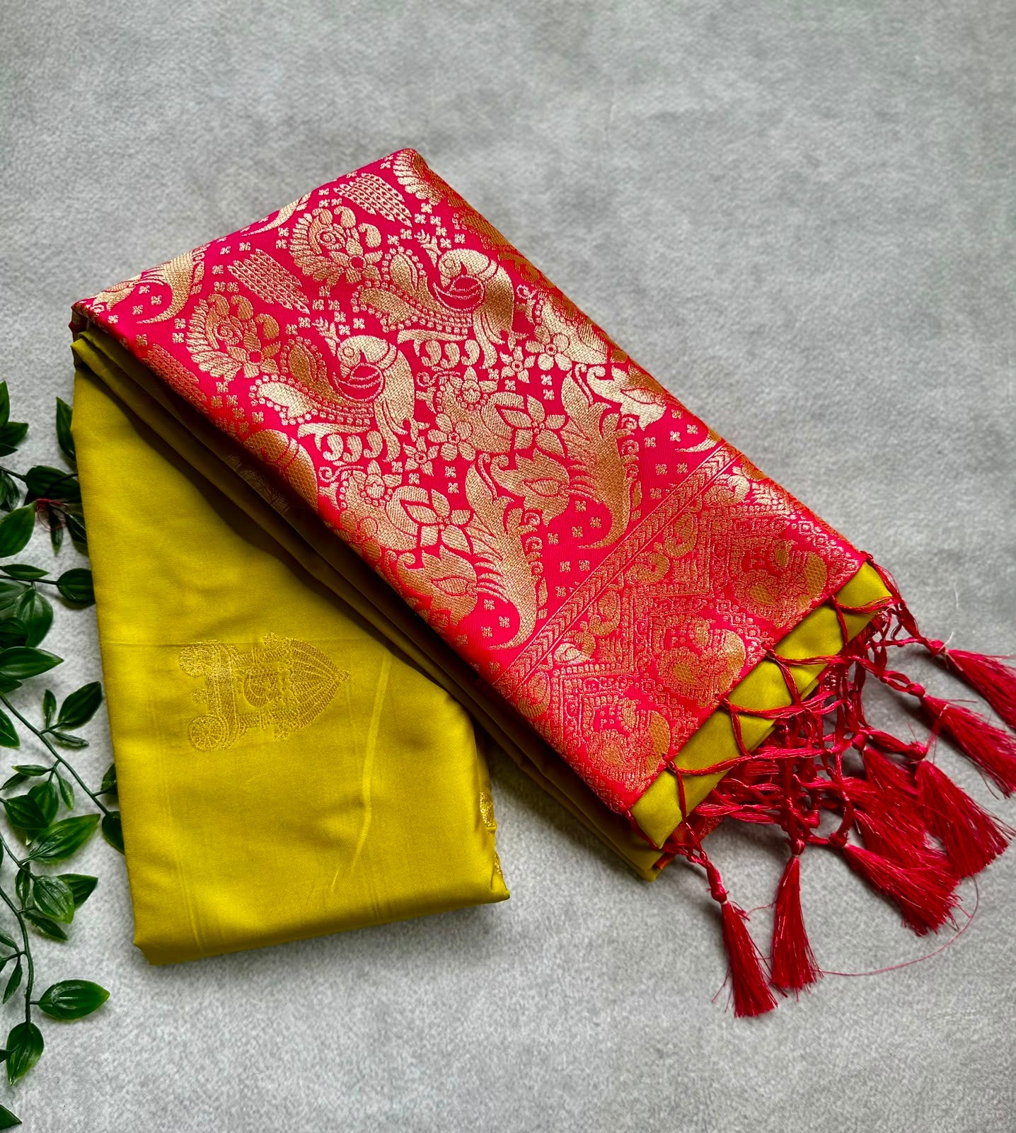 semi silk mehandi green saree