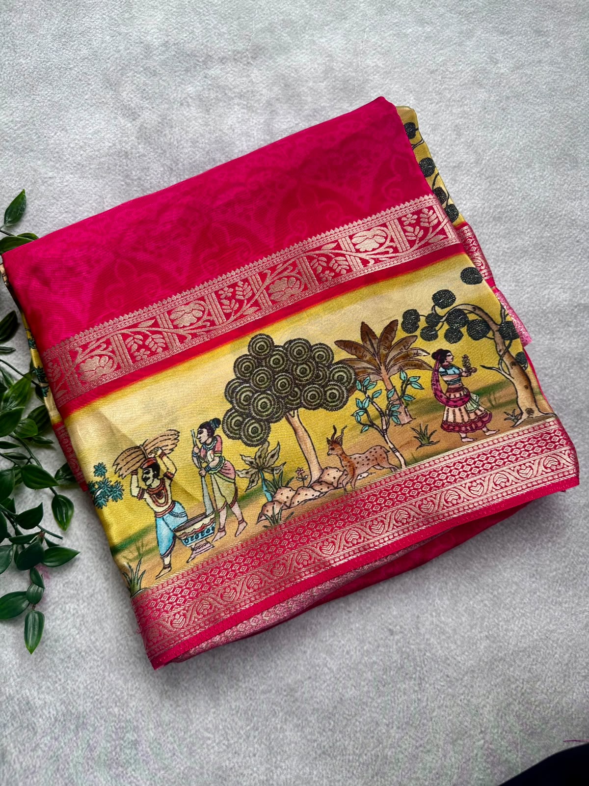 semi crepe red color saree