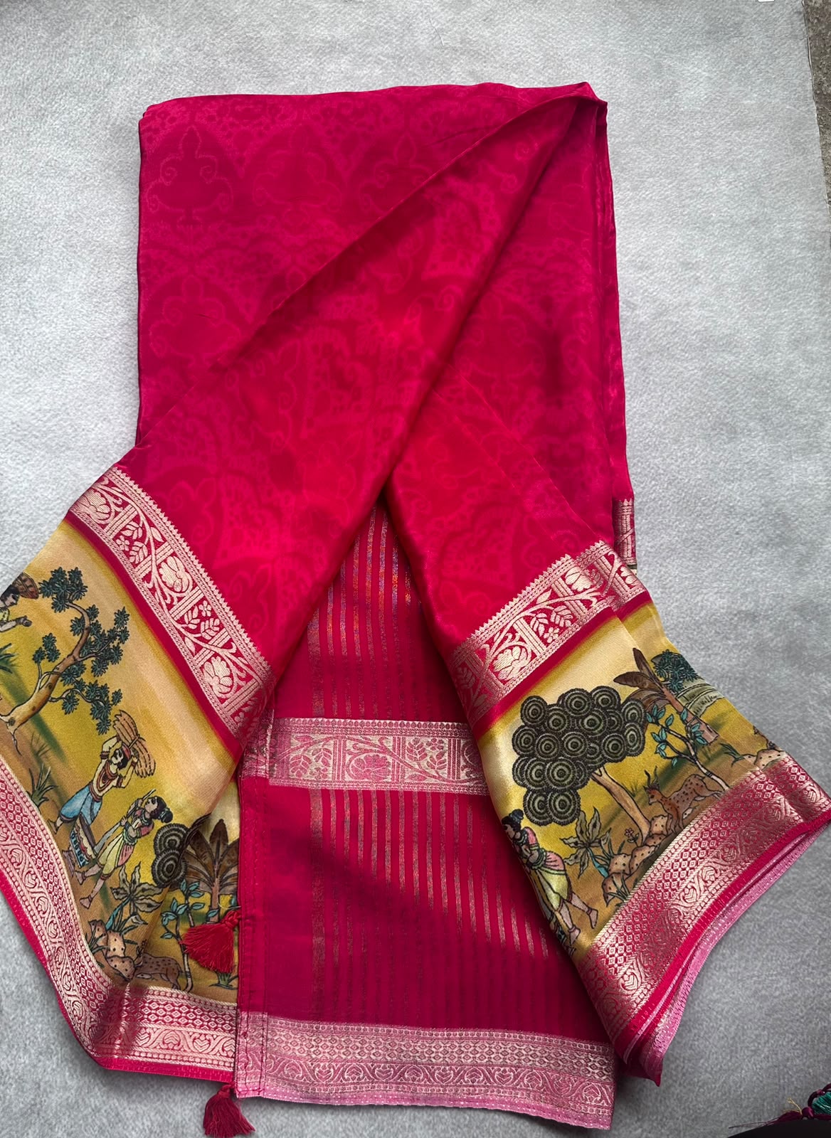 semi crepe red color saree