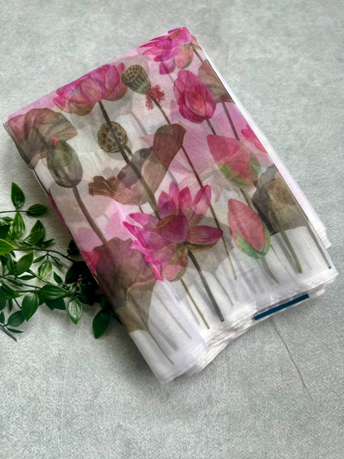 semi organza pink saree