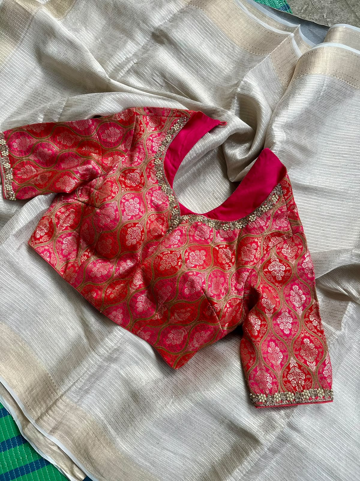 saree with blouse