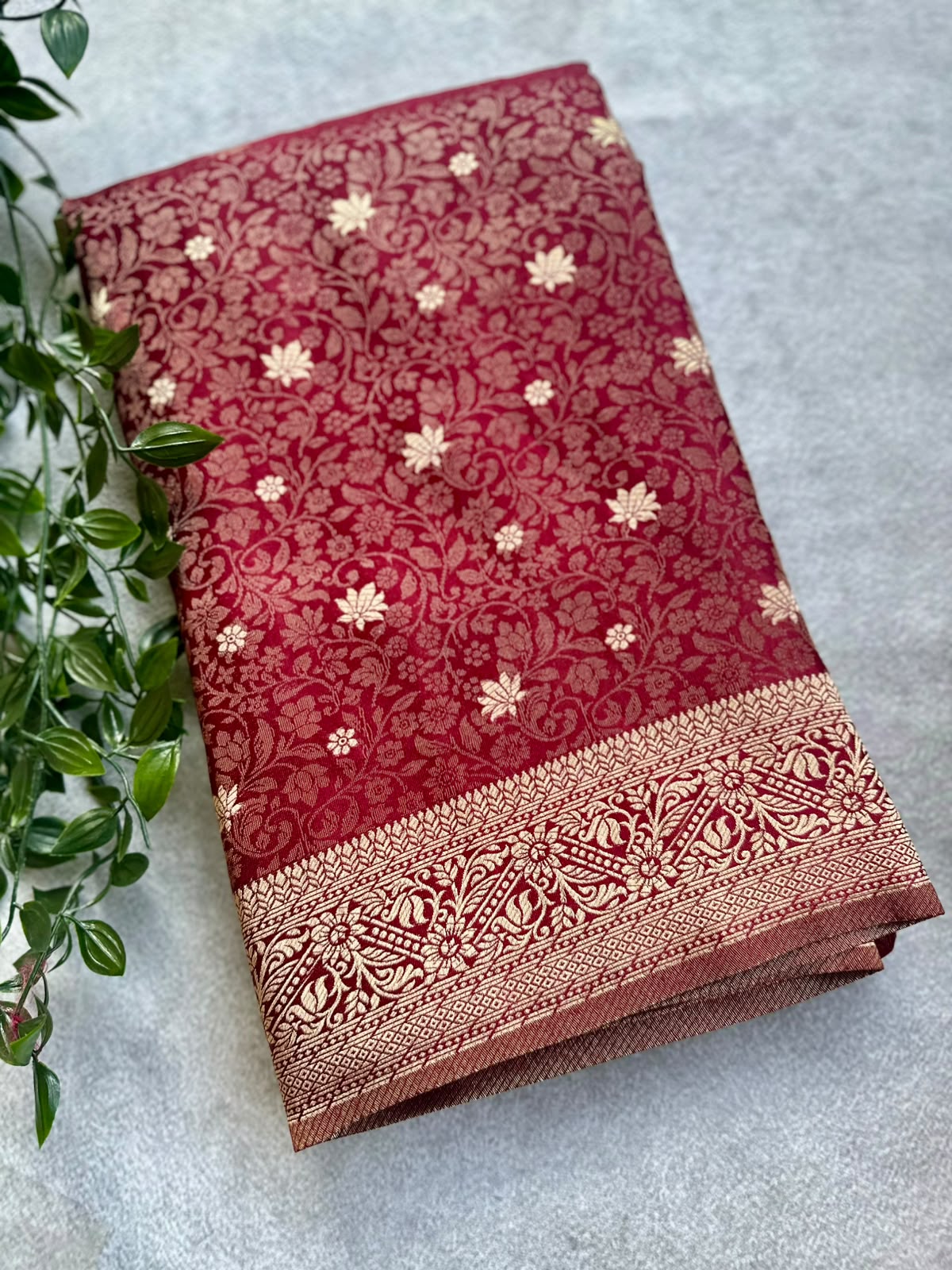 tissue crepe red saree