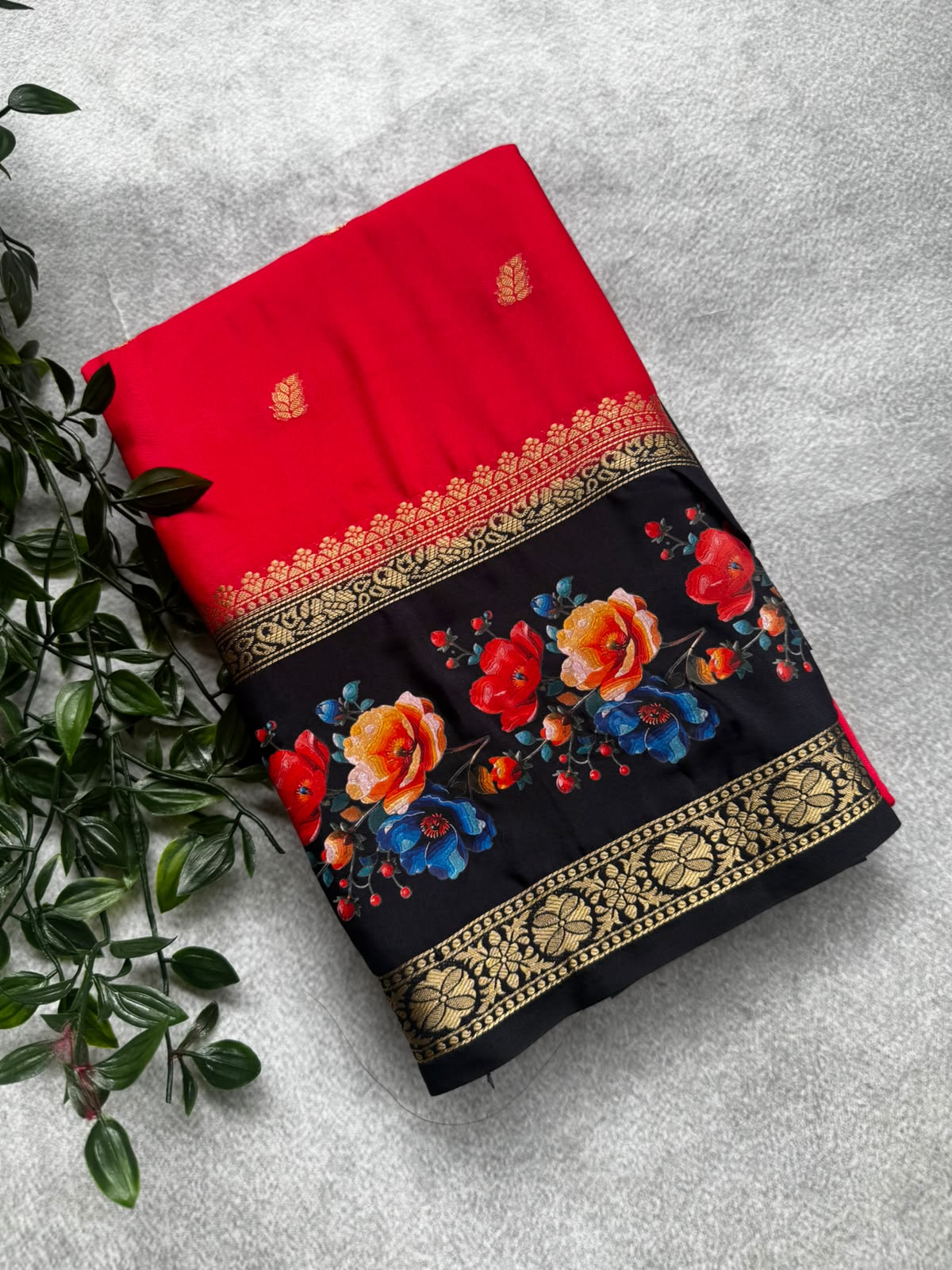 Red n black crepe saree