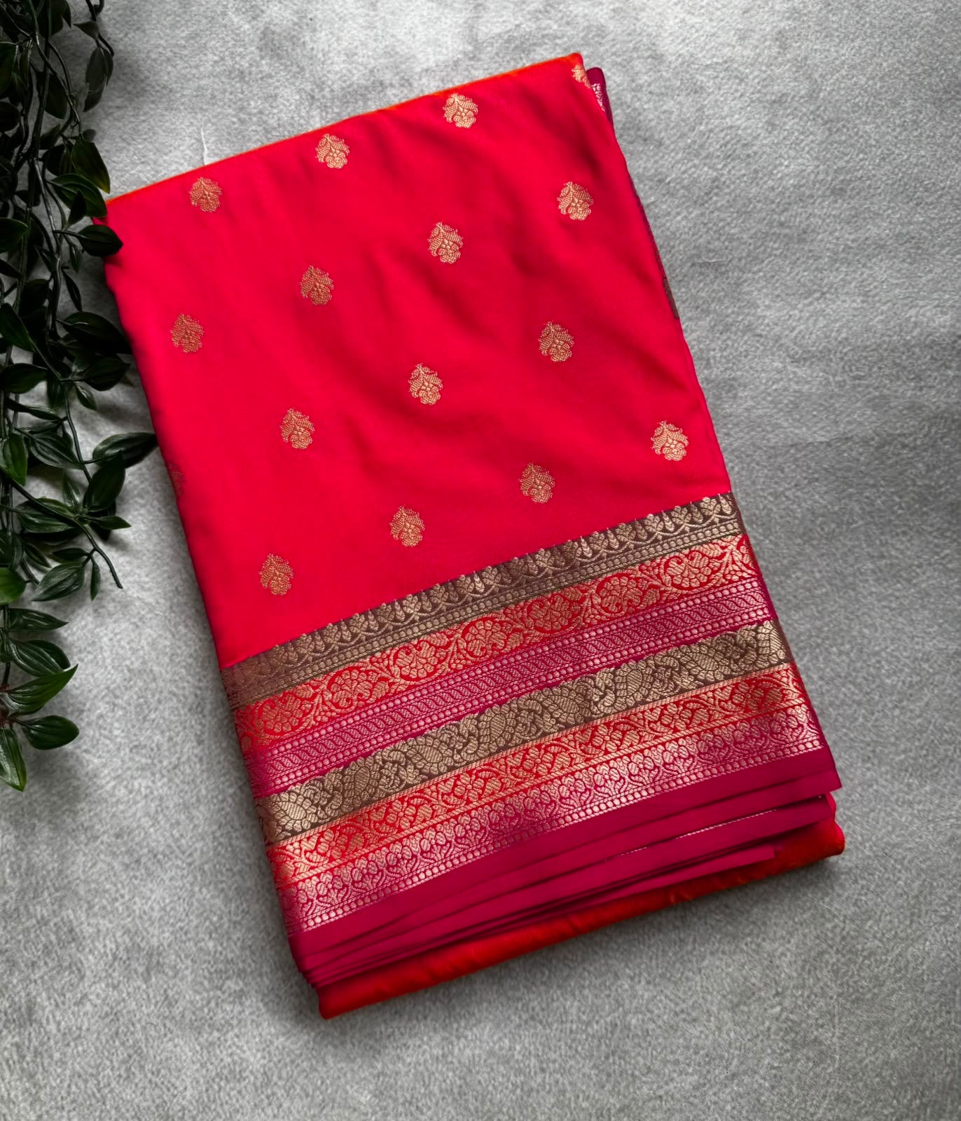 Pink small butta semi banarasi saree