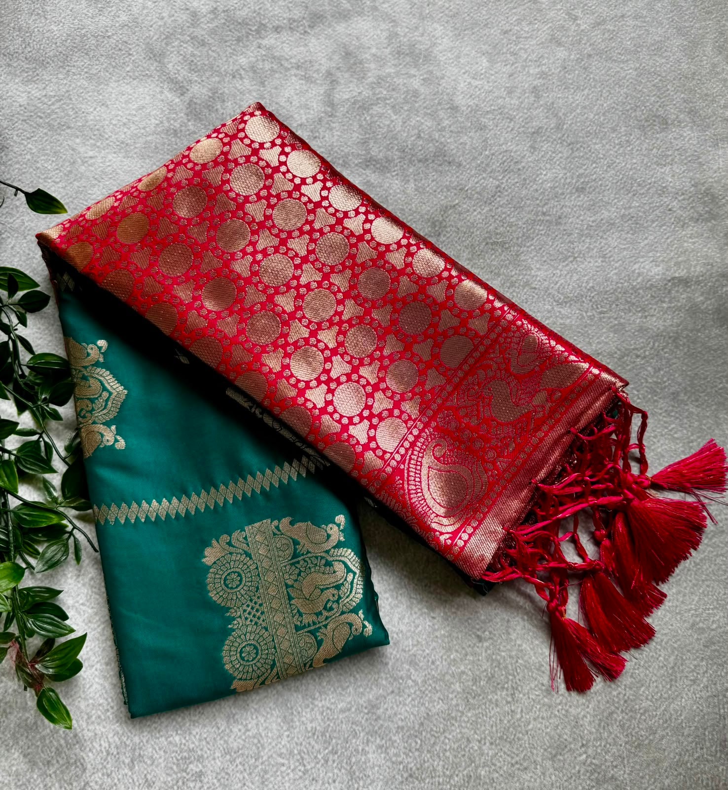 Green n pink semi soft silk saree