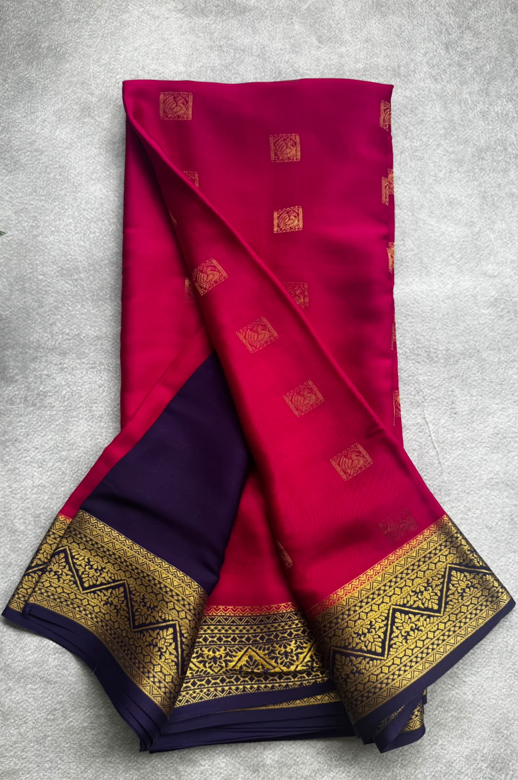 Pink small butta pure mysore crepe silk saree