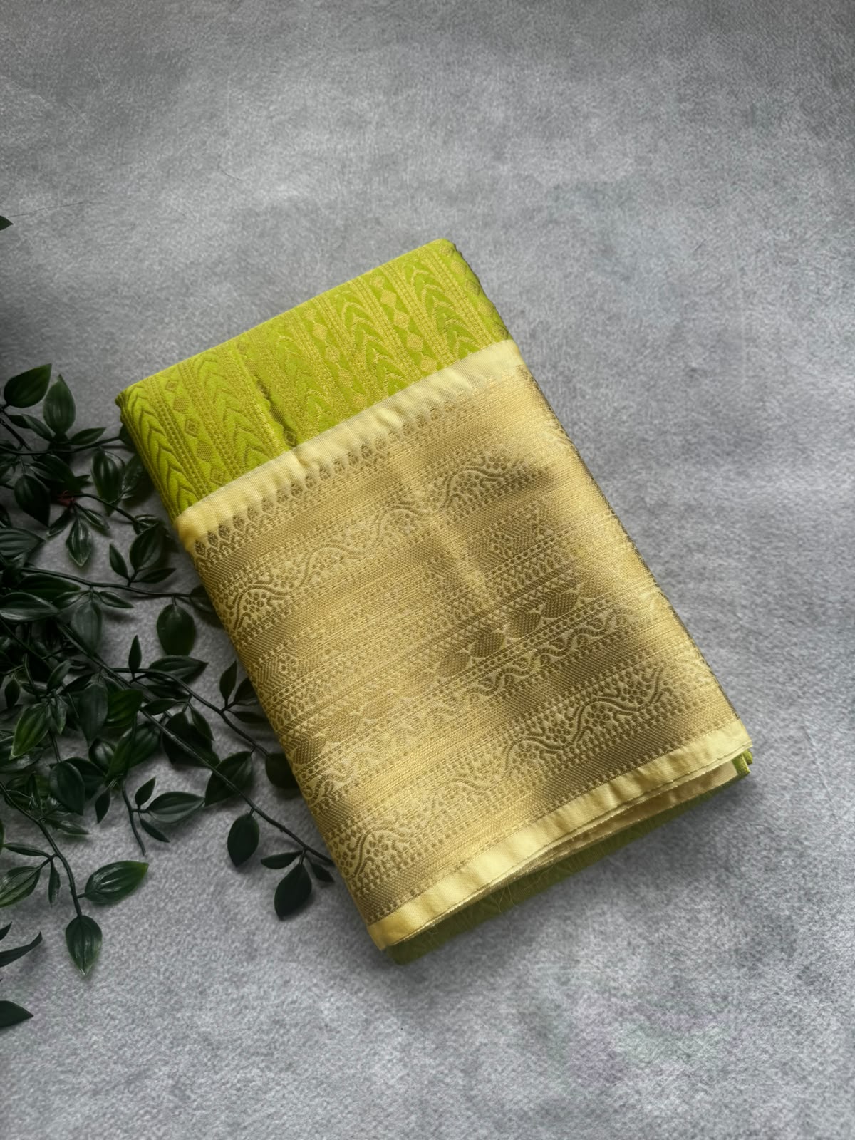 Green semi crepe silk saree