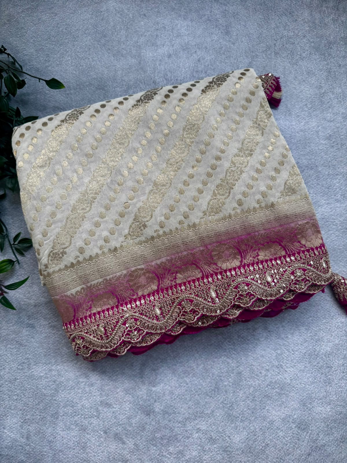 Cream crepe georgette saree
