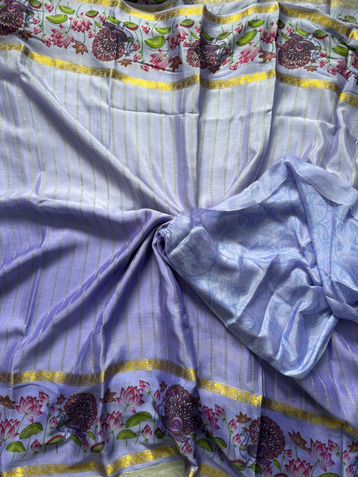 Lavender pure wrinkle crepe digital print border saree