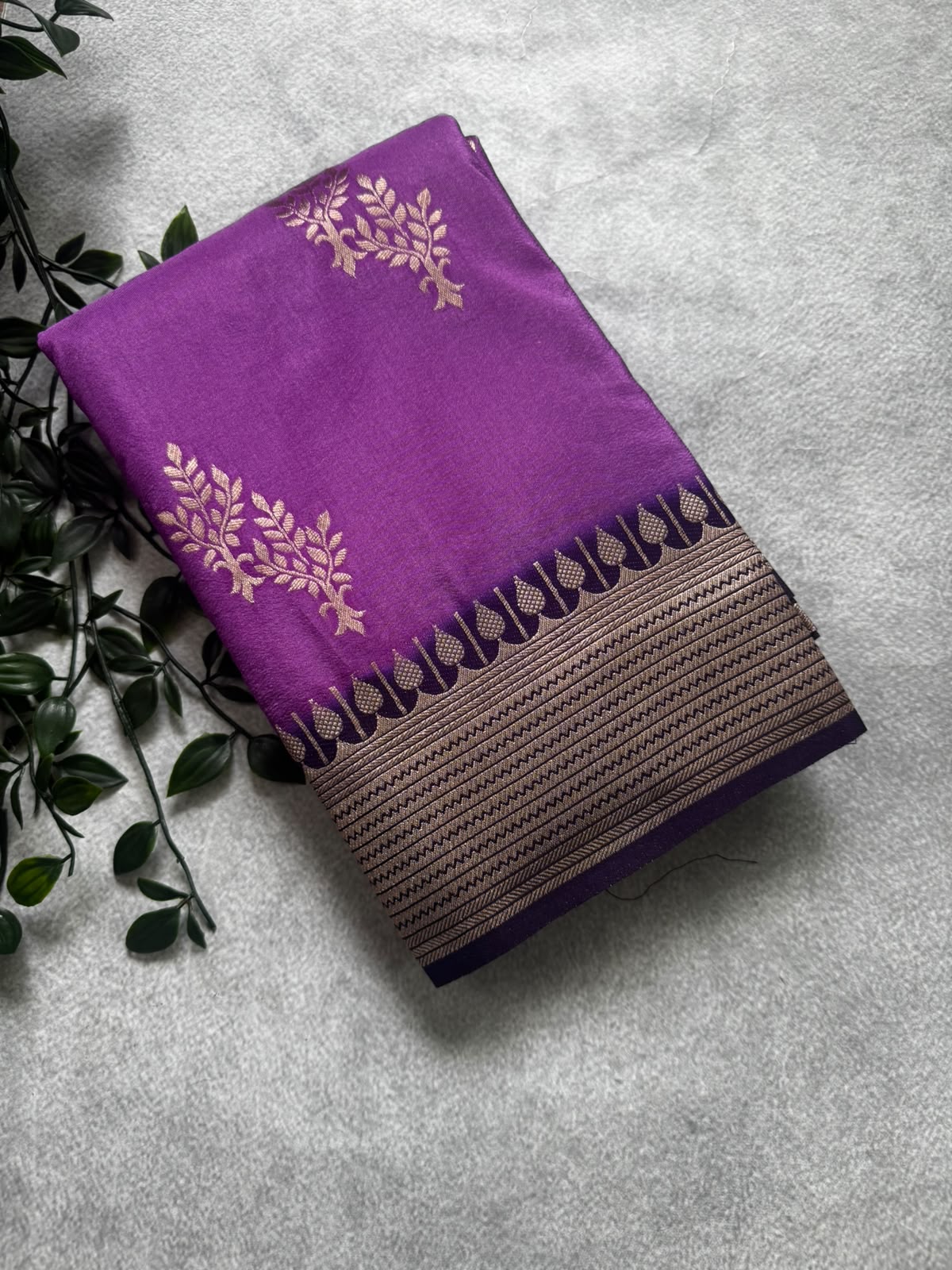 Lavender crepe saree
