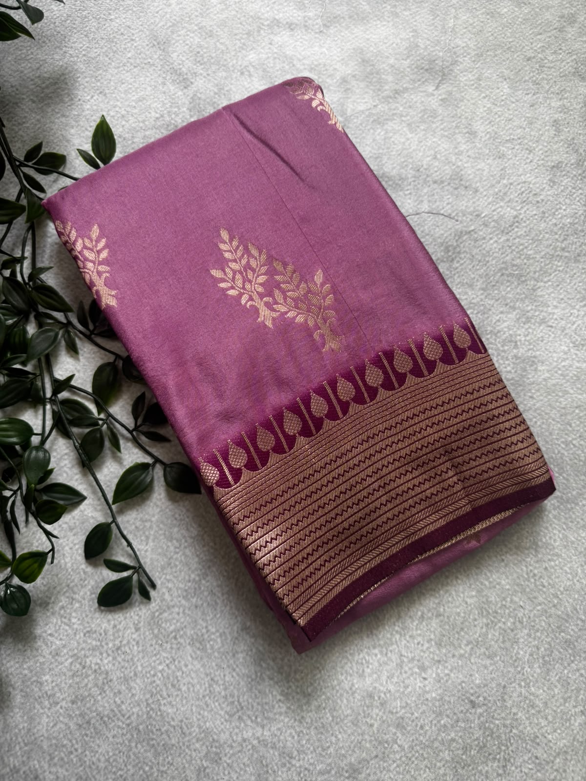 Onion pink crepe saree