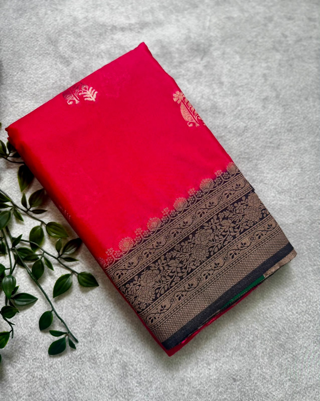Pink crepe saree