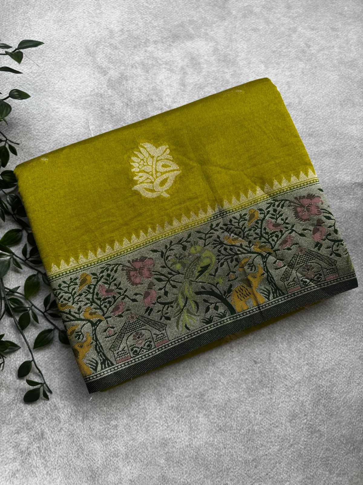 Mehandi green semi crepe saree