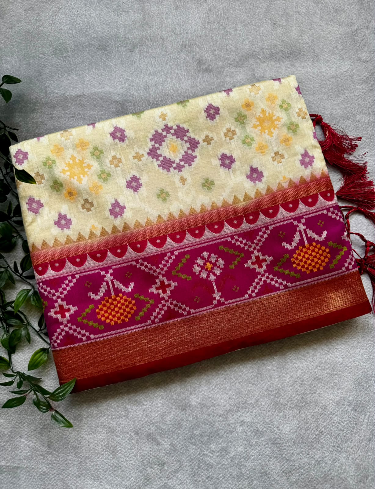 Ikkat pochampally saree