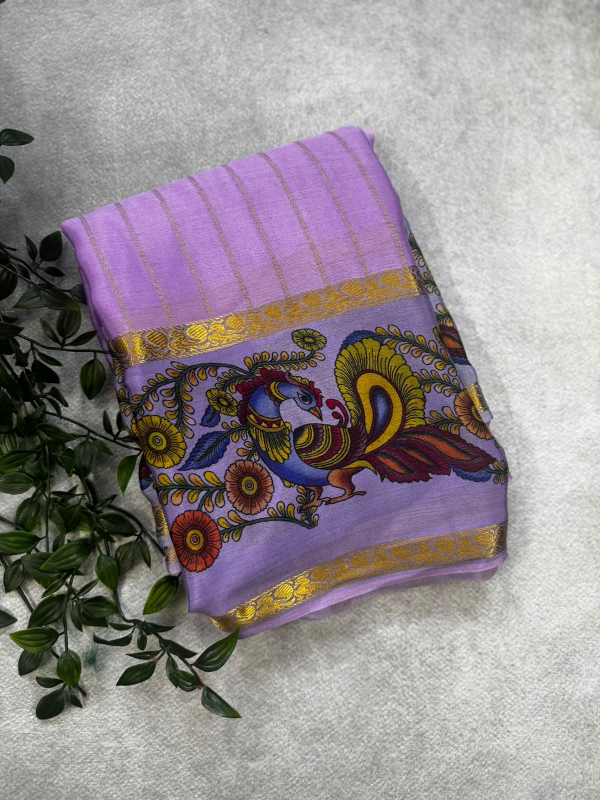 Lilac wrinkle crepe digital print border saree