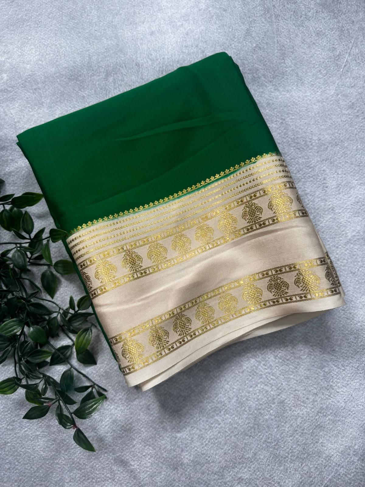 Green gandaberunda border pure mysore silk saree GB107