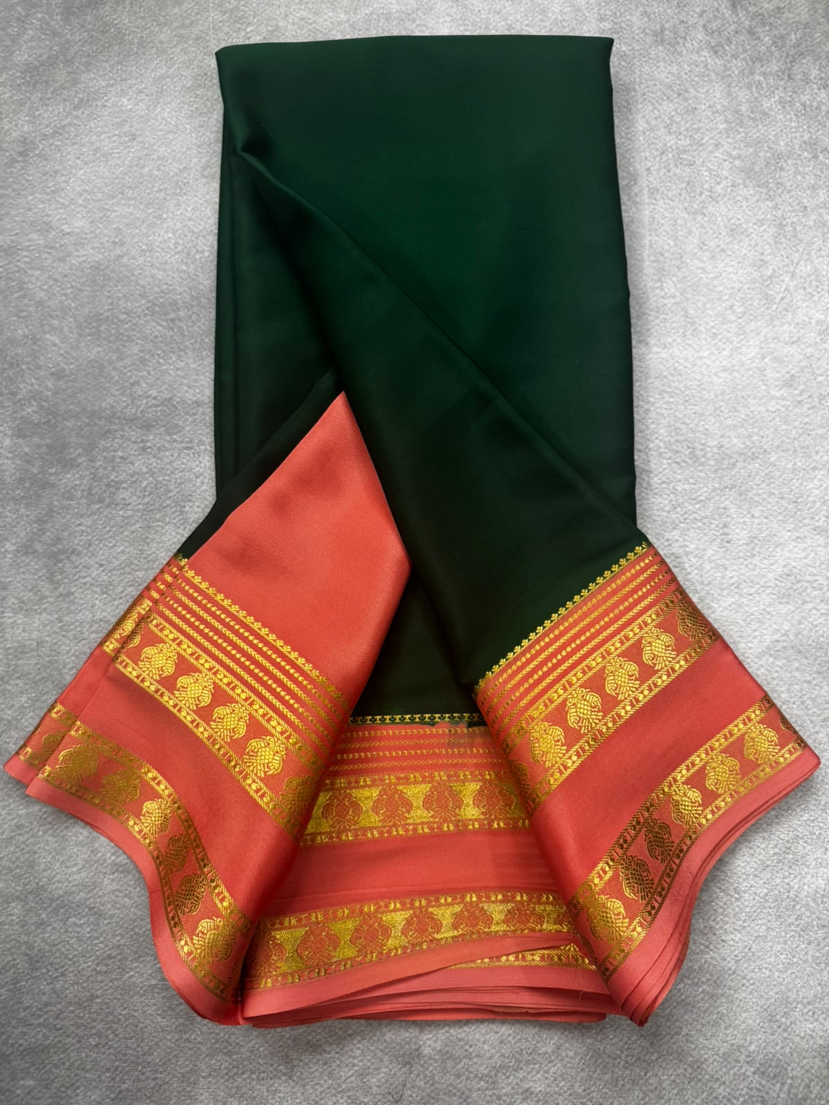Bottle green gandaberunda border pure mysore silk saree GB107
