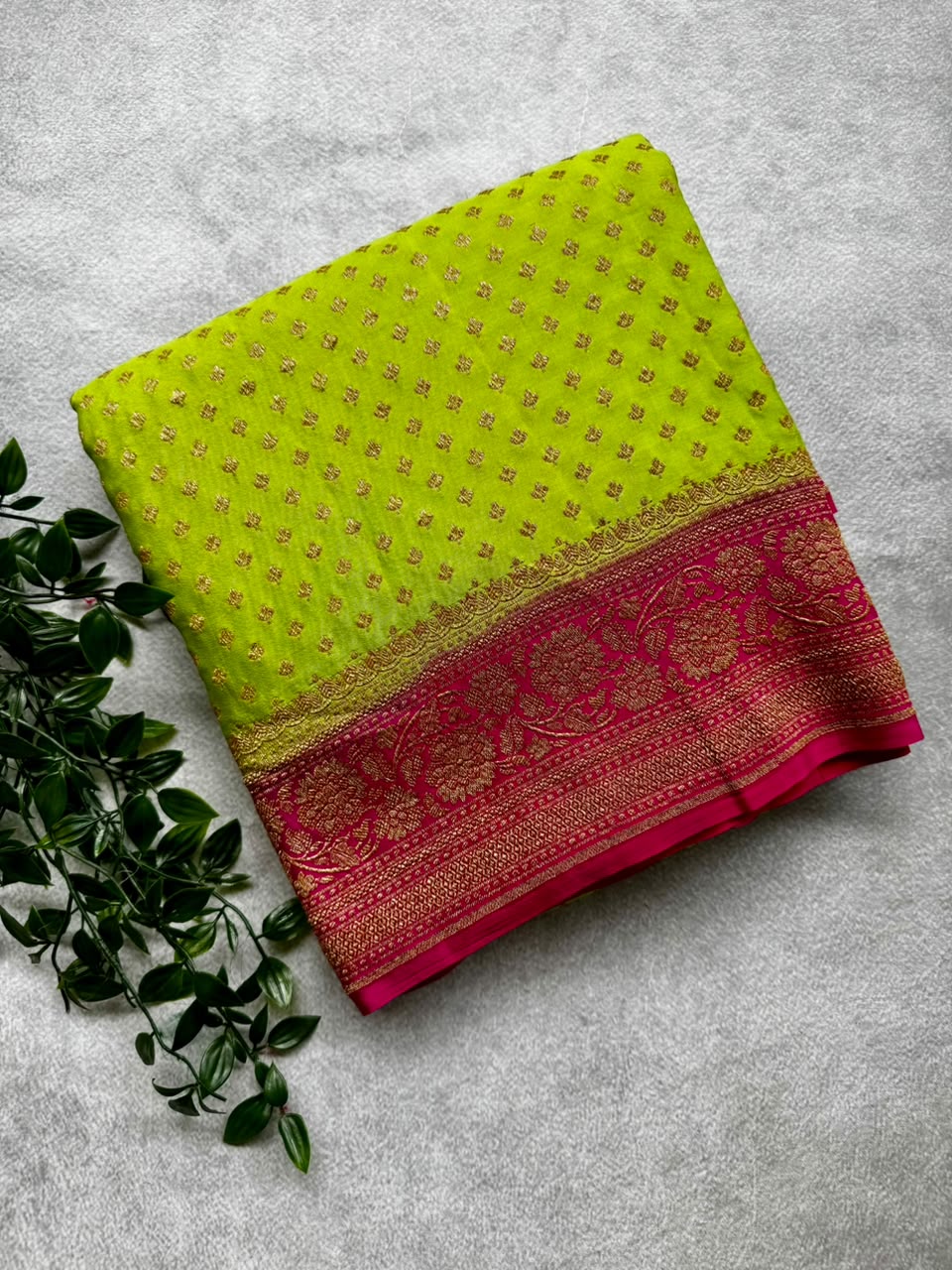 Green Small Butta Pure Benarasi Crepe 107 Saree