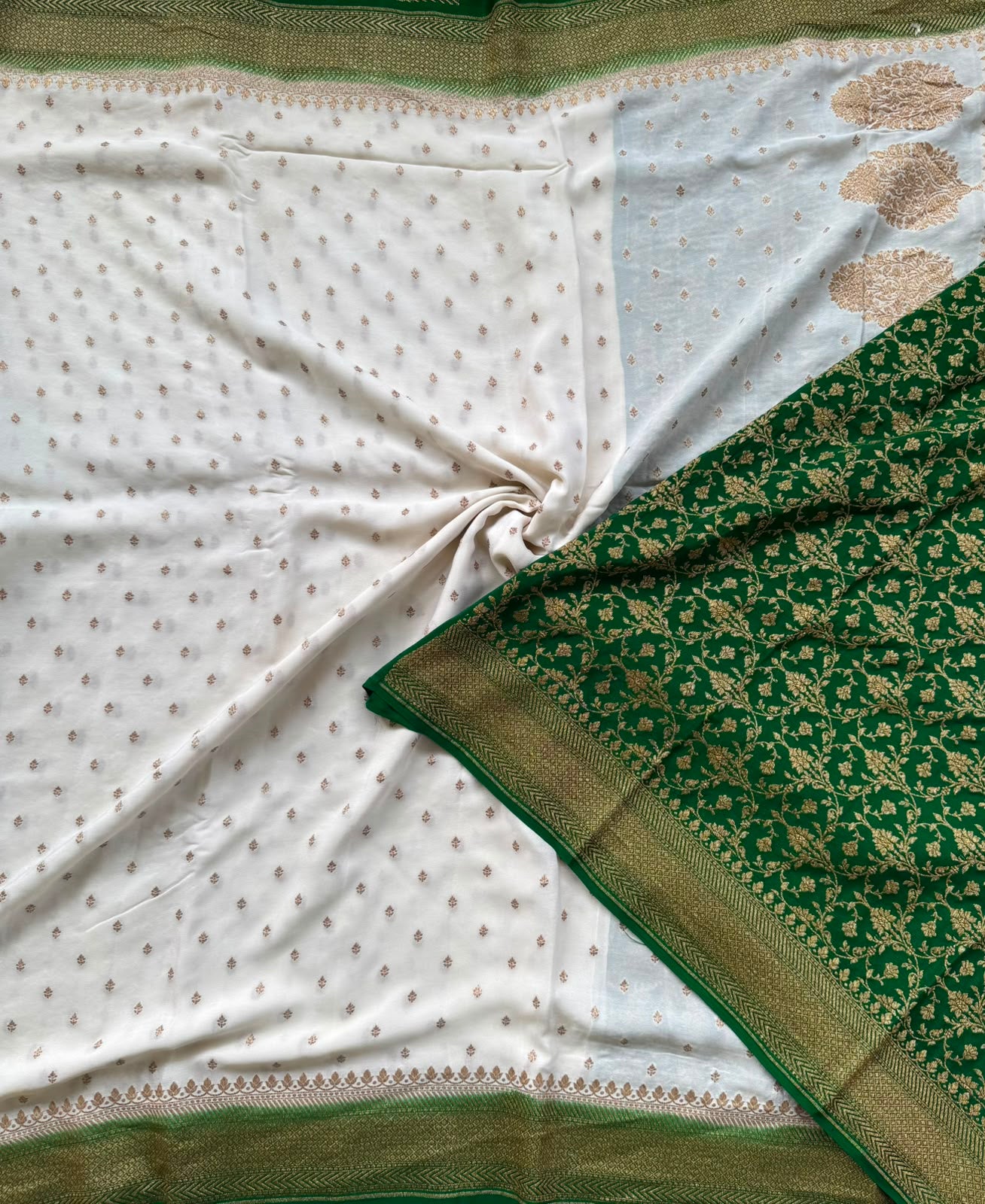 White Small Butta Pure Benarasi Crepe 107 Saree