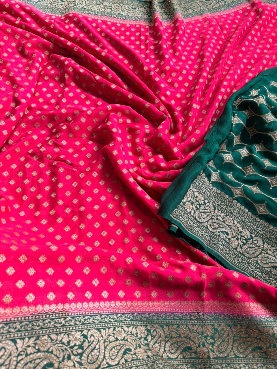 Red Small Butta Pure Benarasi Crepe 107 Saree