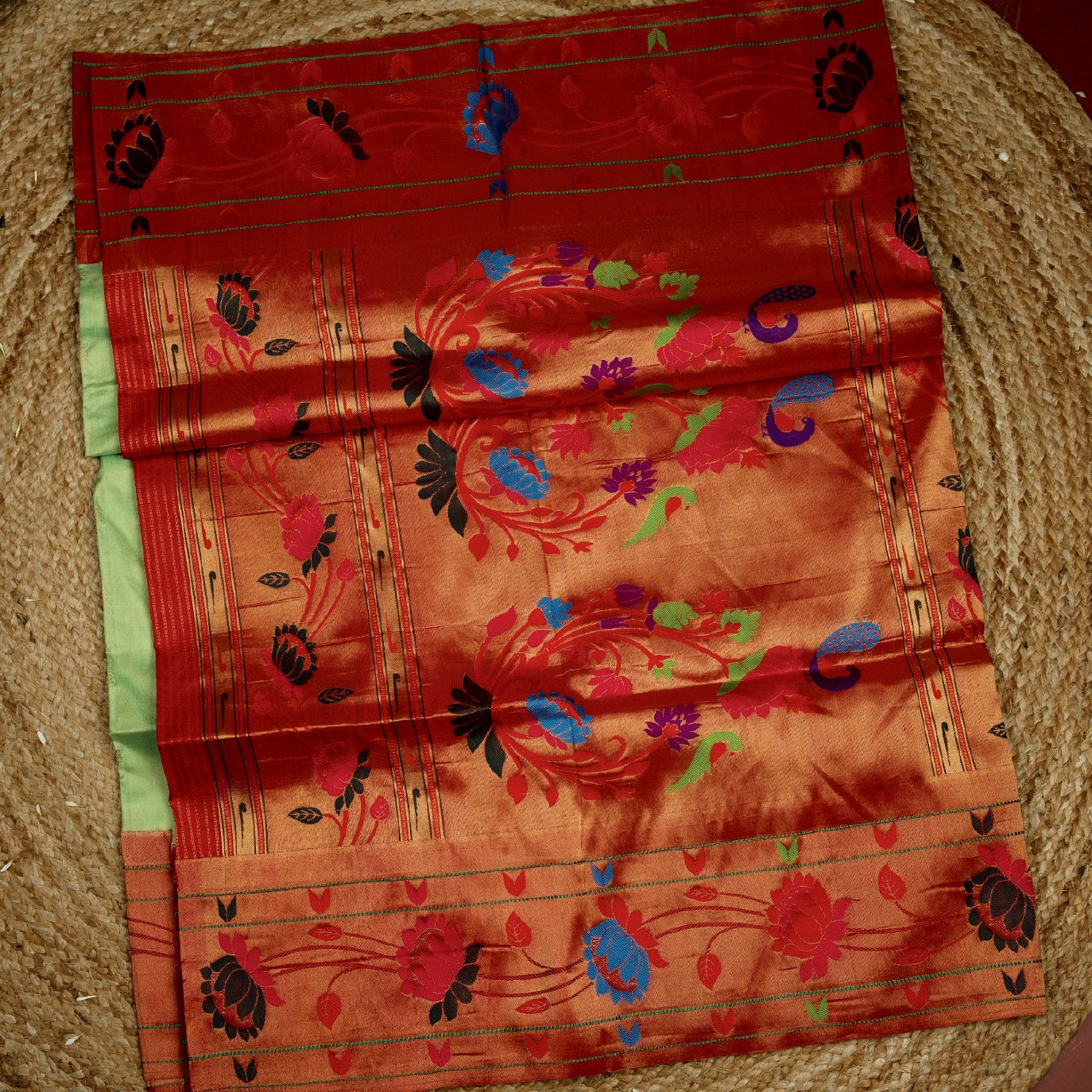 Parot Green Small Butta Pure Paithani Silk Saree (Swara)