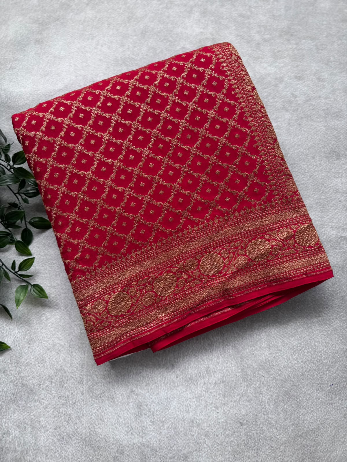 Red n White Half n Half Benarasi Crepe Saree 107
