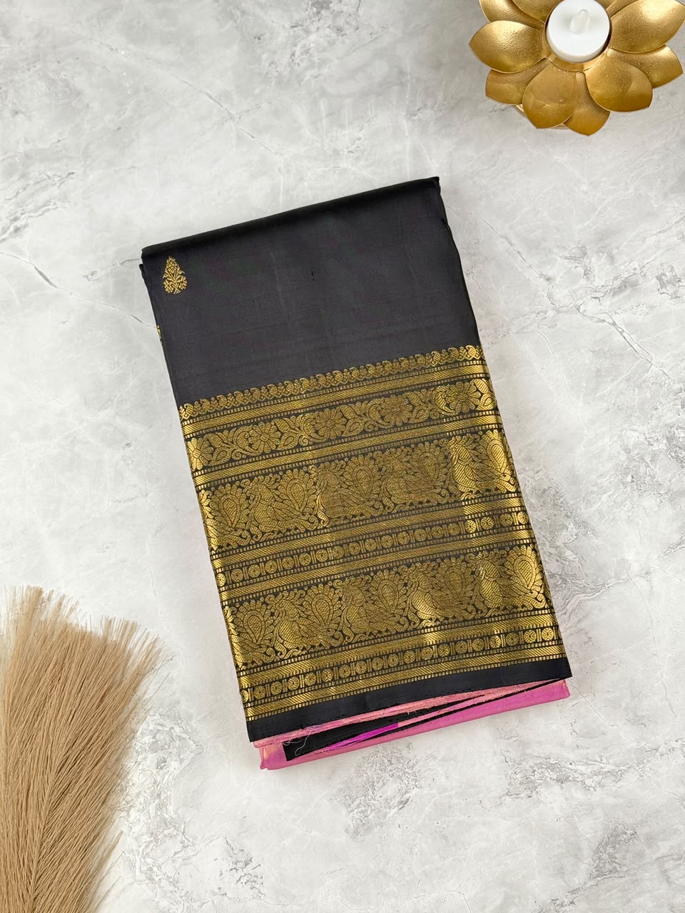 Black Pure Kachi Silk Saree 4G (Swara)