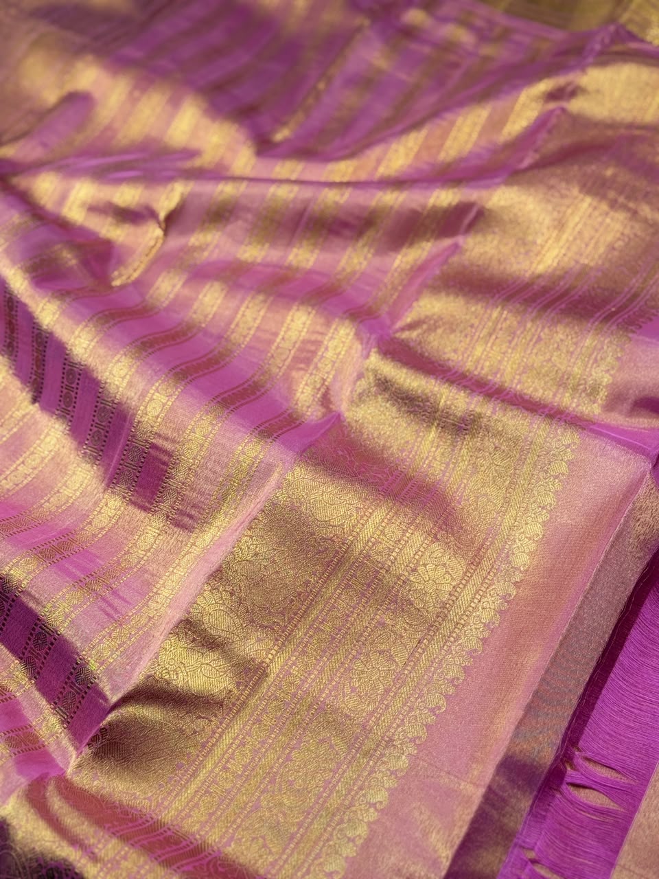 Black Pure Kachi Silk Saree 4G (Swara)