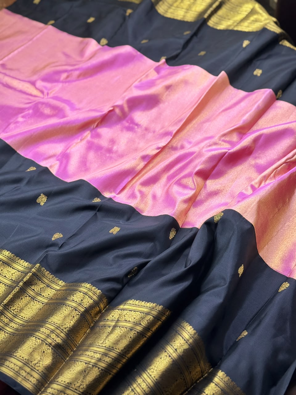 Black Pure Kachi Silk Saree 4G (Swara)