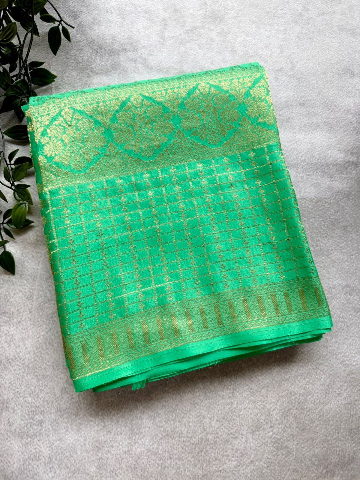 Distemper Brocade Pure Mysore Crepe Silk Saree 107