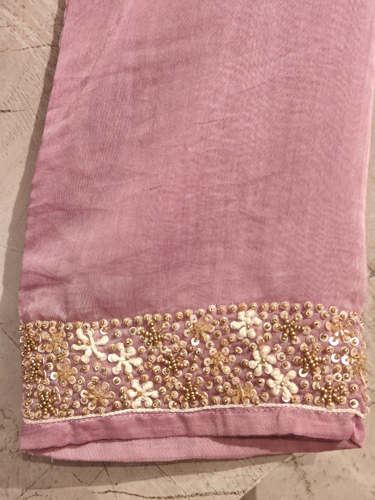 Lavender Mul Chanderi Hand Embroidery Airline Kurtha 324