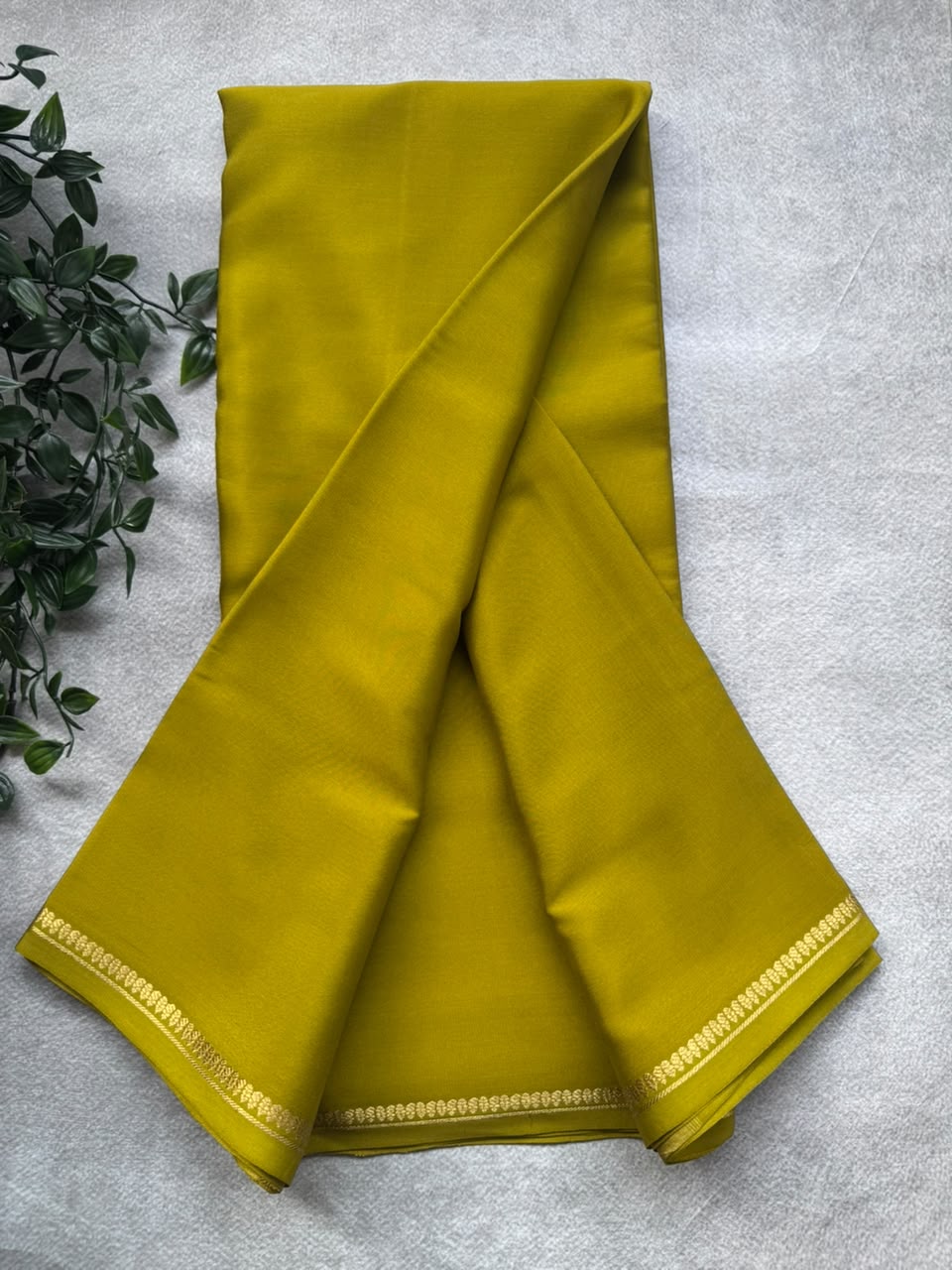Mehandi Green Pure Mysore Crepe Silk Saree PMSS107