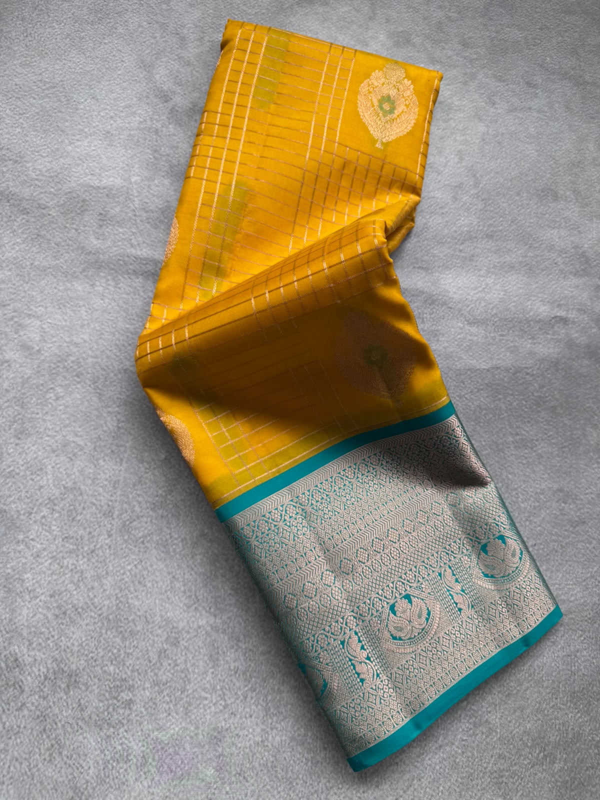 Yellow Pure Kanchi Silk Saree (Weaving Mistake)