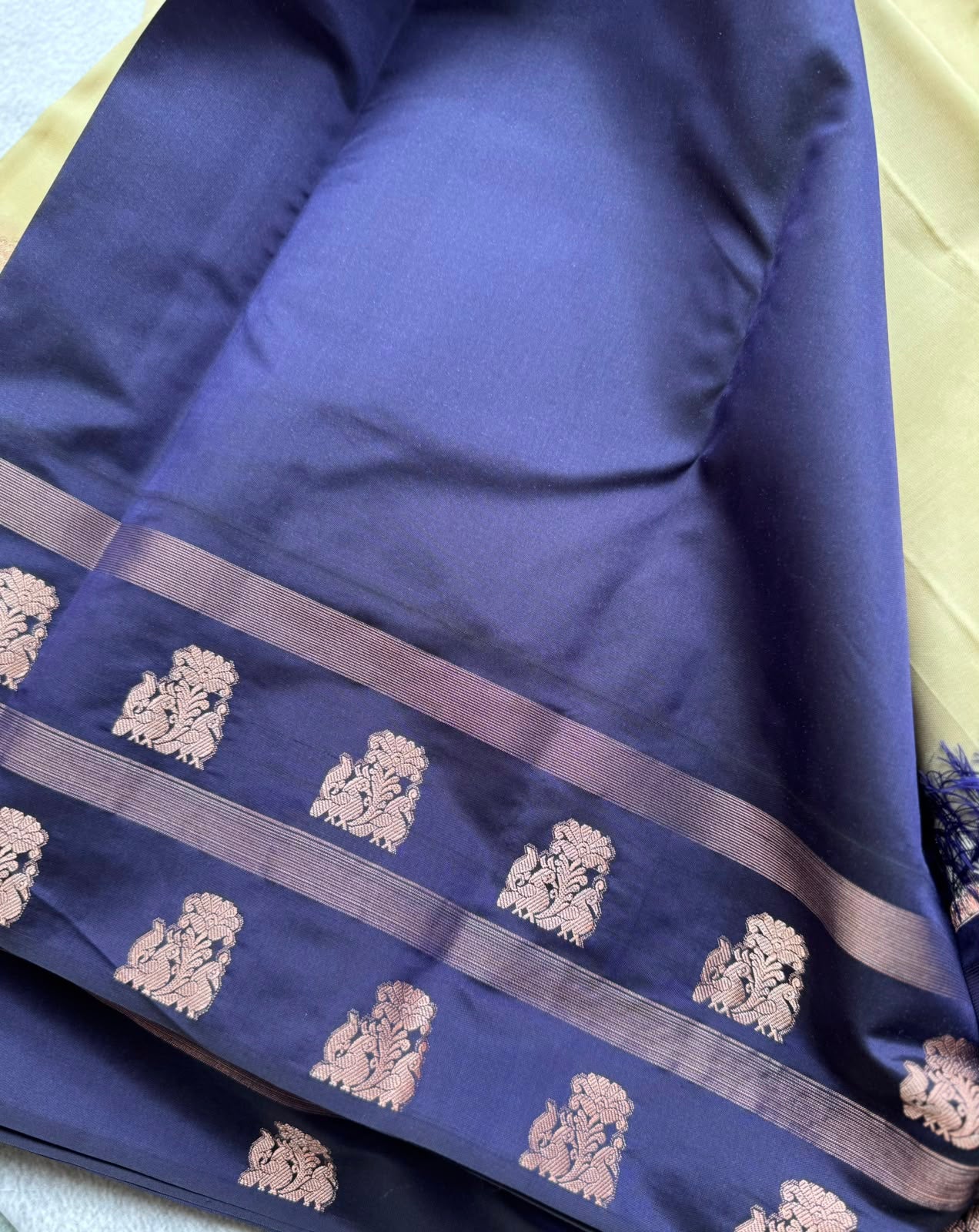 Cream Pure Kanchi Silk Saree (Weaving Mistake)