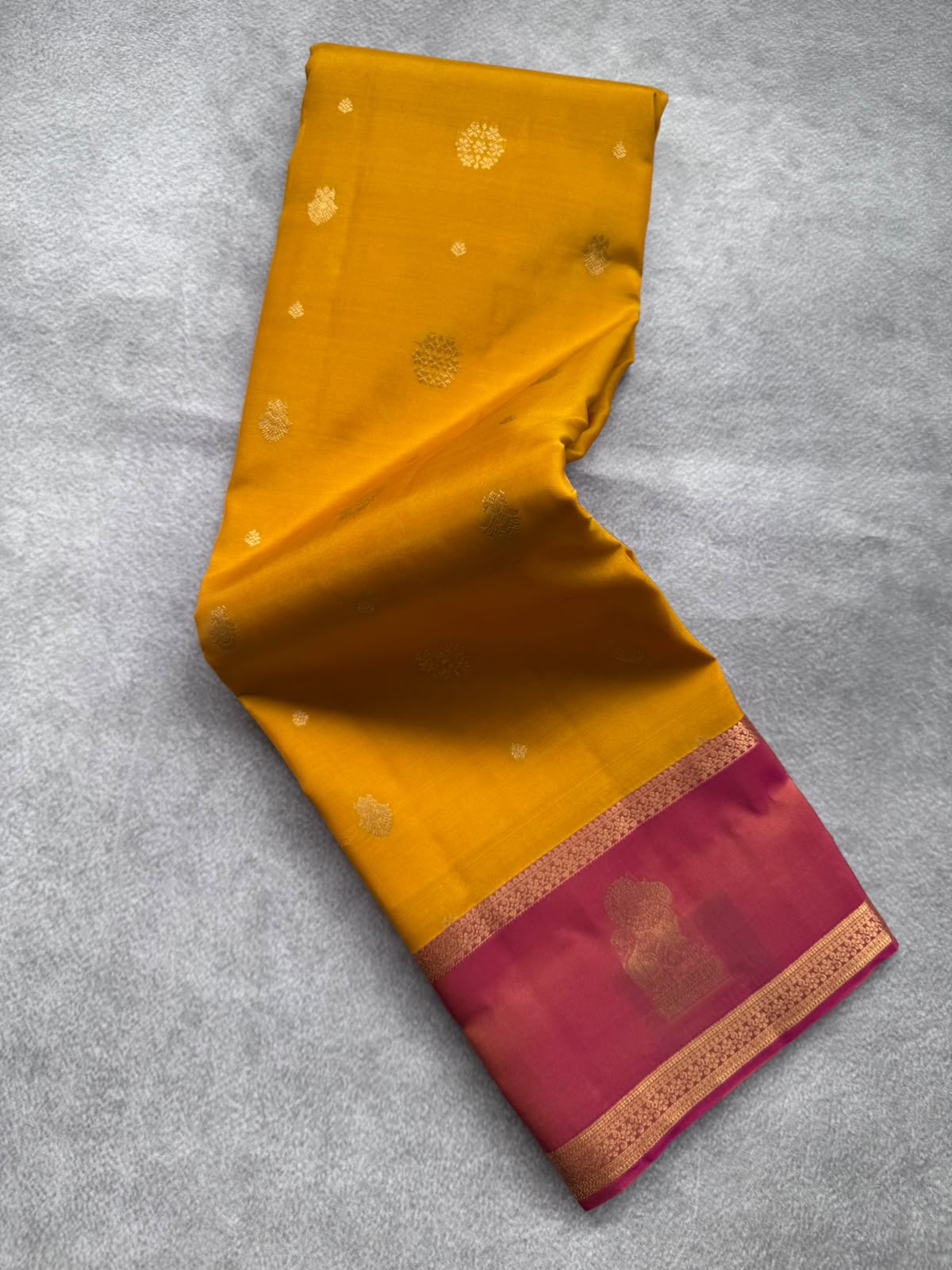 Yellow Pure Kanchi Silk Saree (Weaving Mistake)