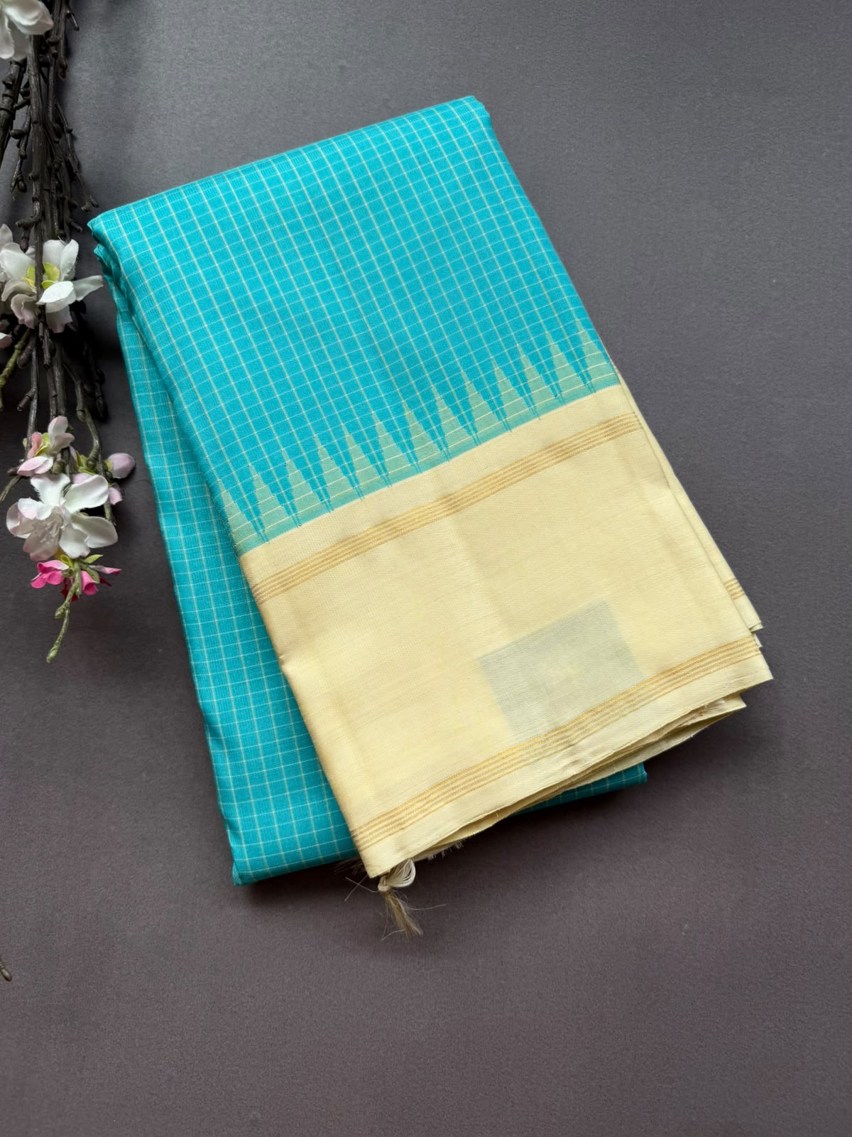 Sky Blue Checks Pure Kanchi Silk Saree (Weaving Mistake)