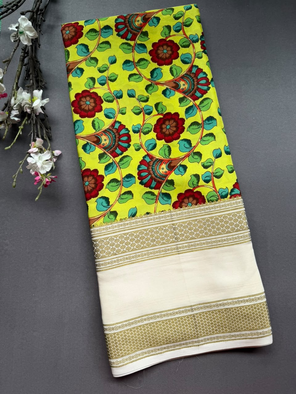 Digital Print Pure Mysore Crepe Silk Saree (Printing Mistake)