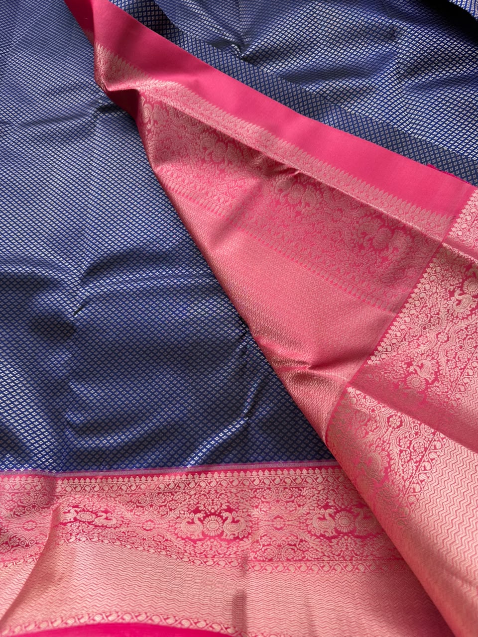 Navy Blue Pure Kanchi Silk Saree (Weaving Mistake)