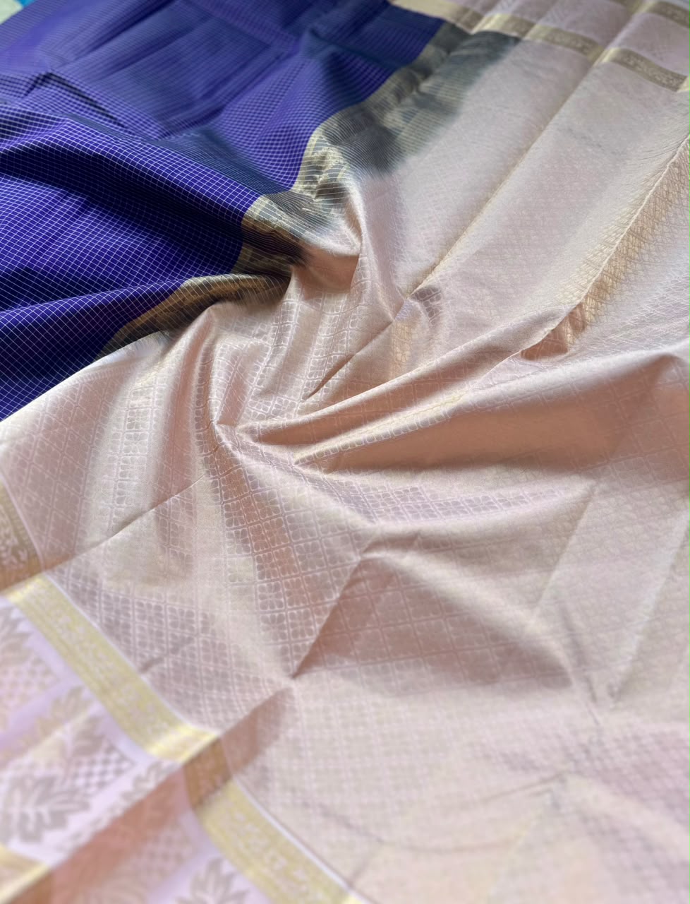 Purple Checks Pure Kanchi Silk Saree (Weaving Mistake)