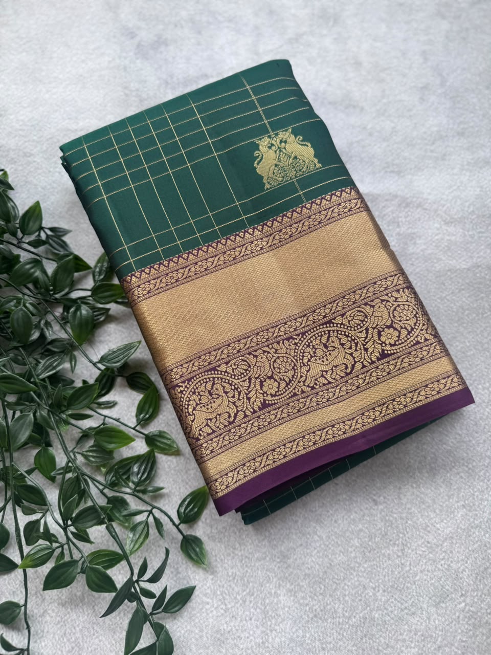 Bottle Green Pure Kanchi Silk Saree (Weaving Mistake)