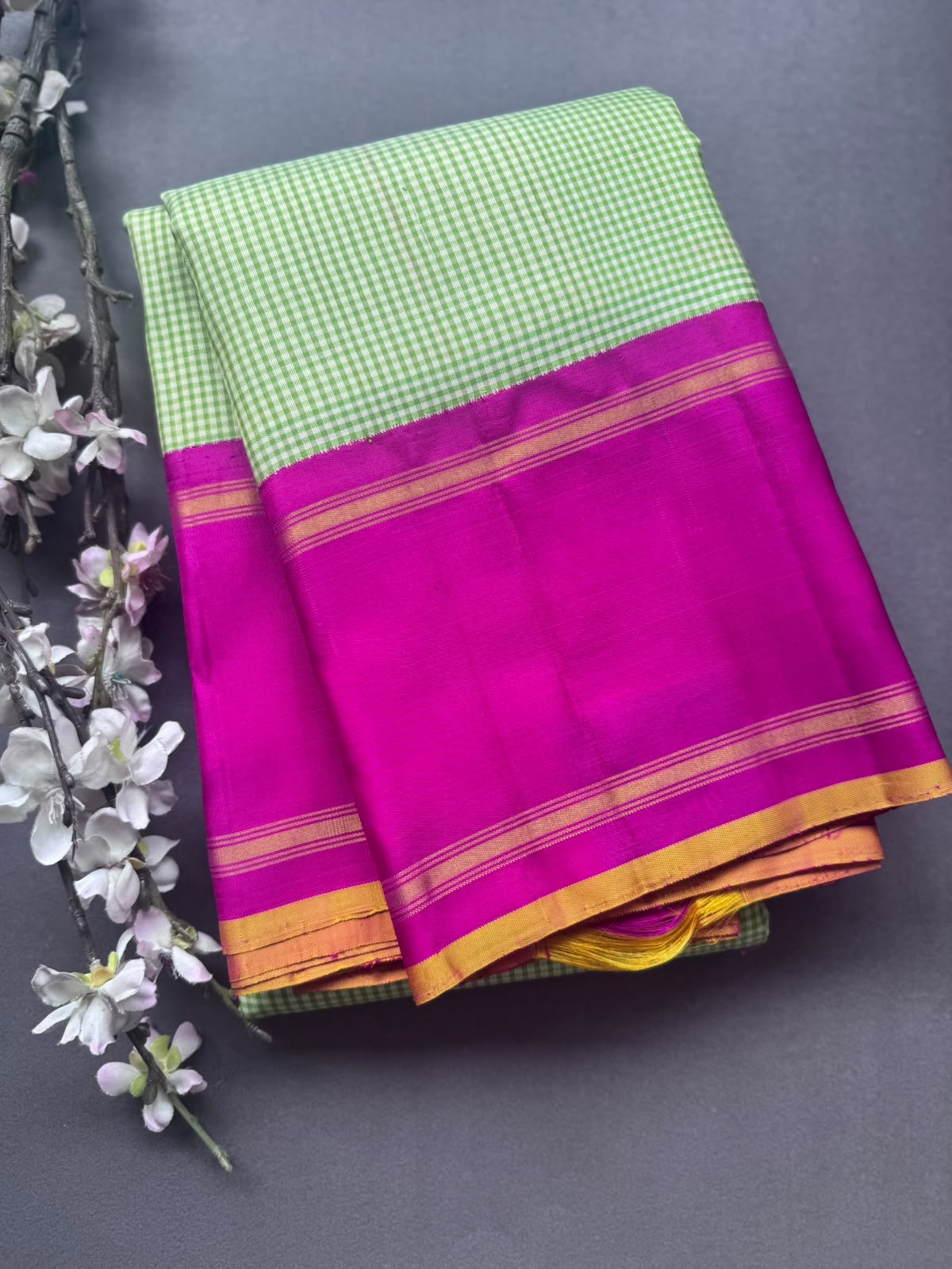 Green n Pink Checks Pure Kanchi Silk Saree (Weaving Mistake)