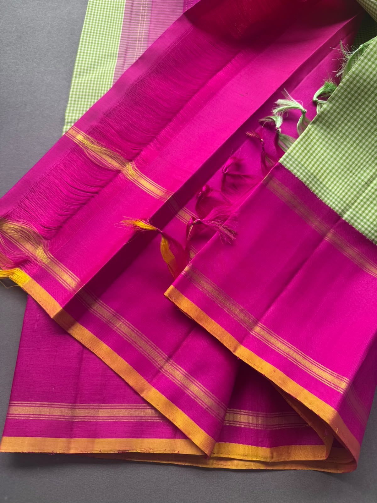 Green n Pink Checks Pure Kanchi Silk Saree (Weaving Mistake)
