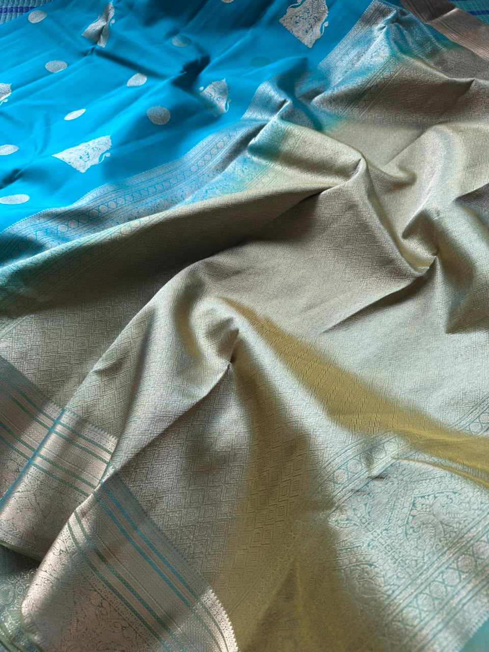 Rama Green Pure Kanchi Silk Saree (Weaving Mistake)