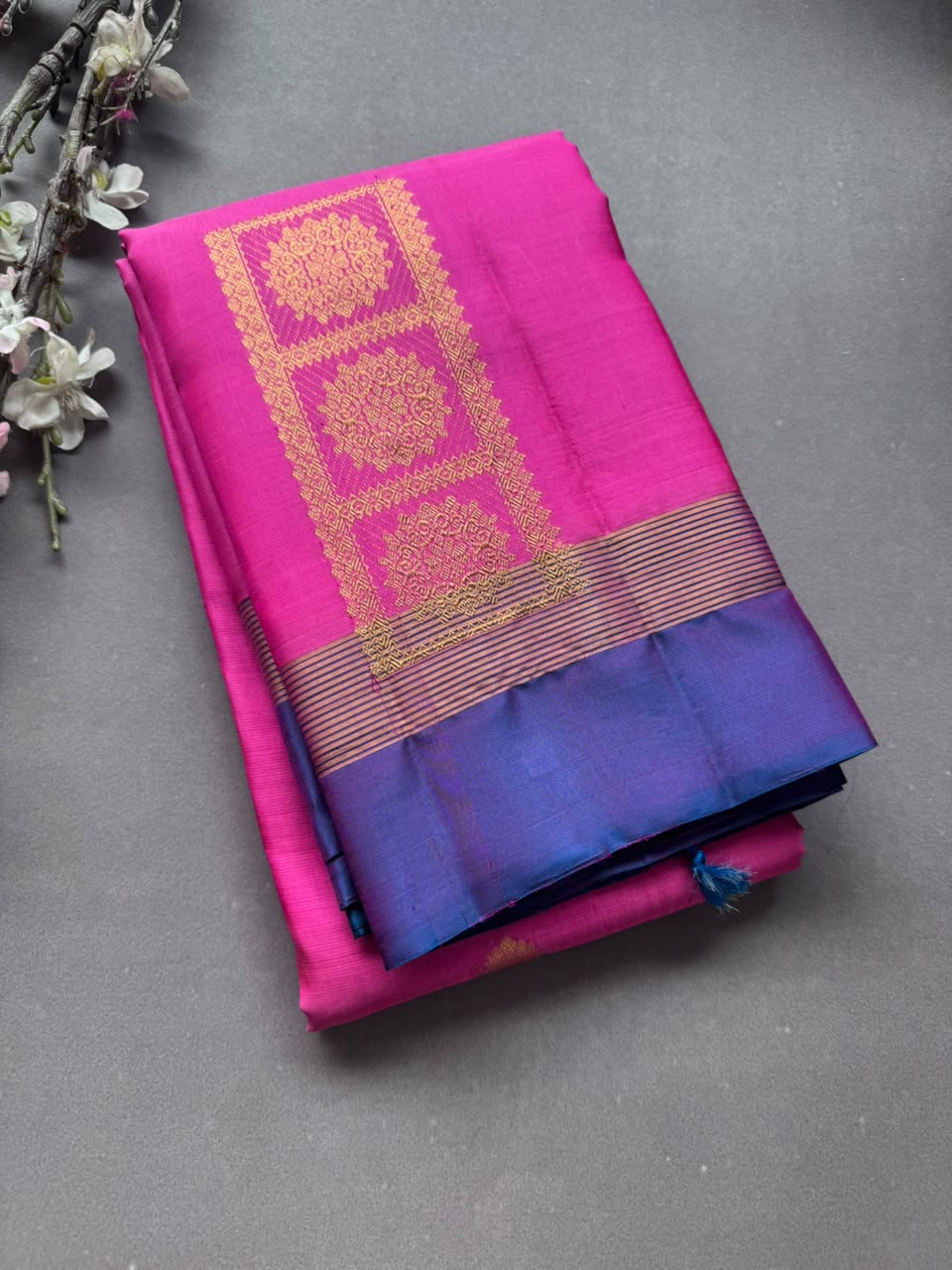 Pink Pure Kanchi Silk Saree (Weaving Mistake)
