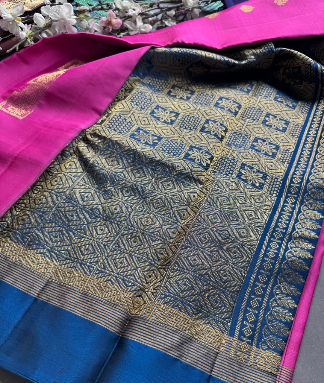 Pink Pure Kanchi Silk Saree (Weaving Mistake)