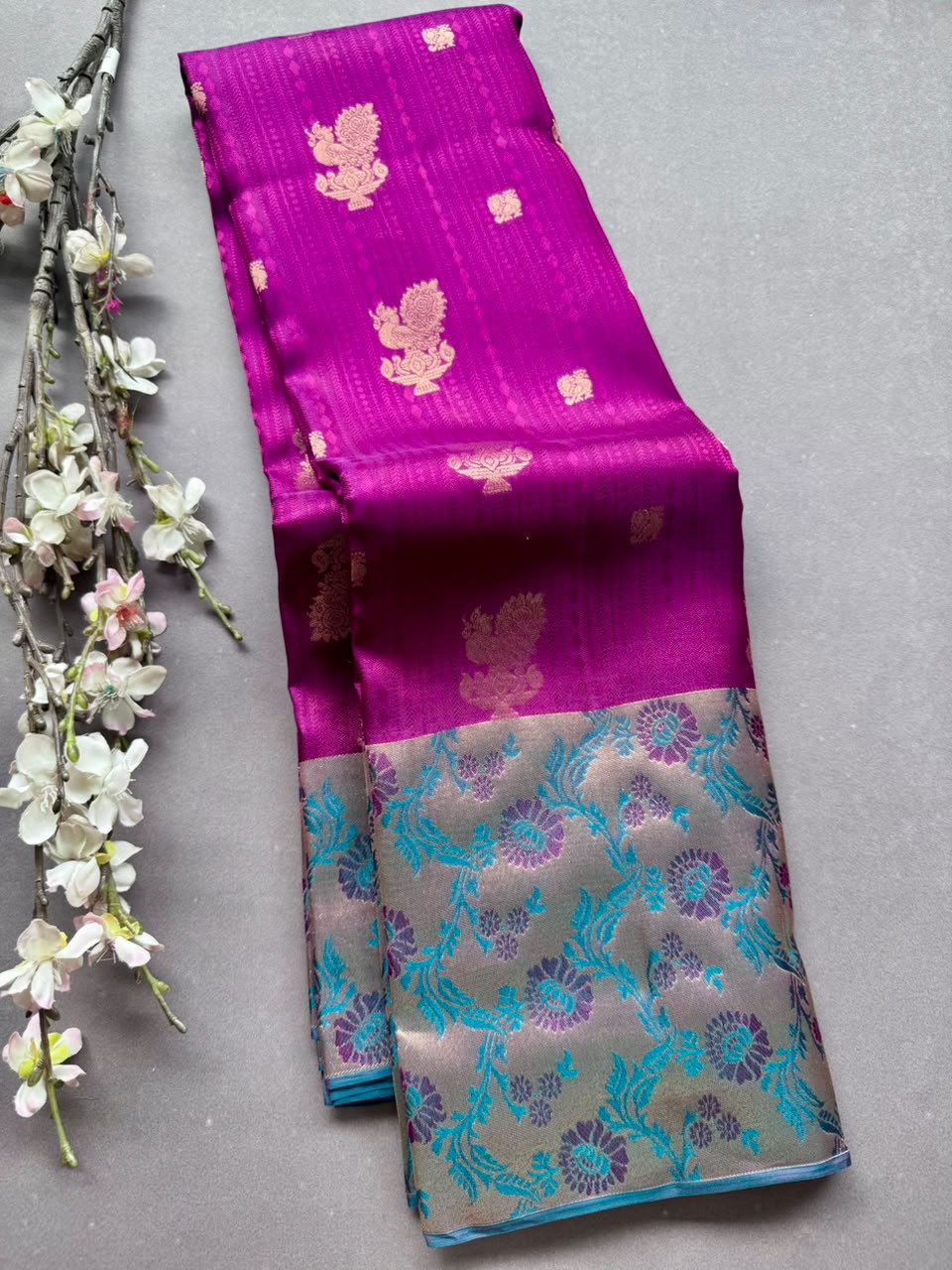 Magenta Pure Kanchi Silk Saree (Weaving Mistake)