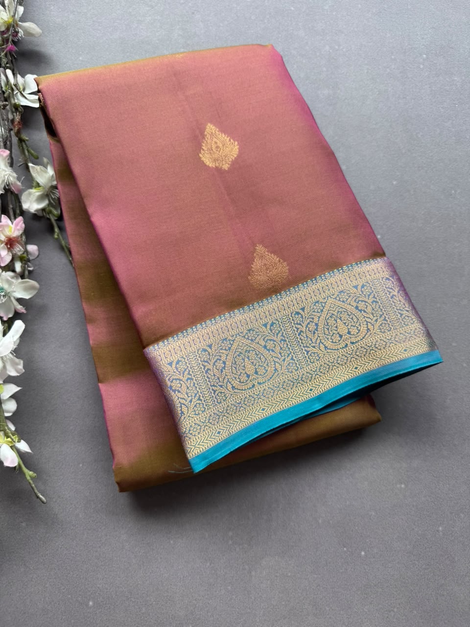 Mauve Pure Kanchi Silk Saree (Weaving Mistake)