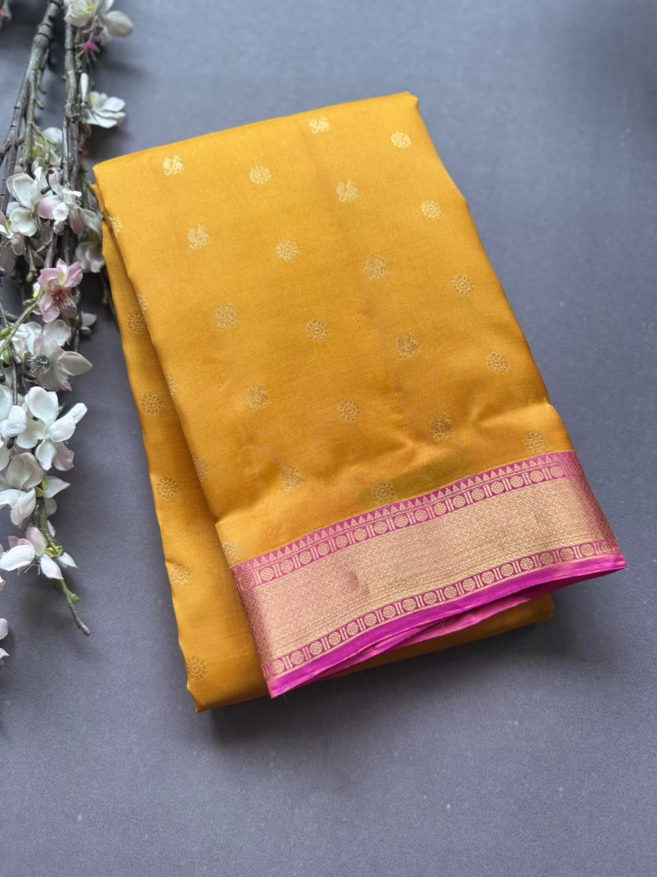 Mustard Pure Kanchi Silk Saree (Weaving Mistake)