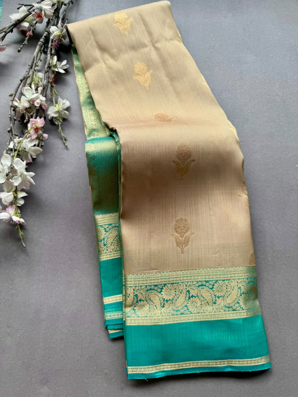 Beige Pure Kanchi Silk Saree (Weaving Mistake)