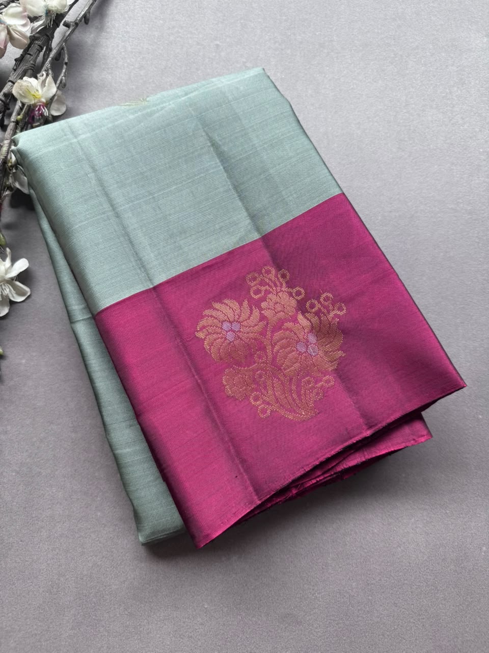 Grey Pure Kanchi Silk Saree (Weaving Mistake)